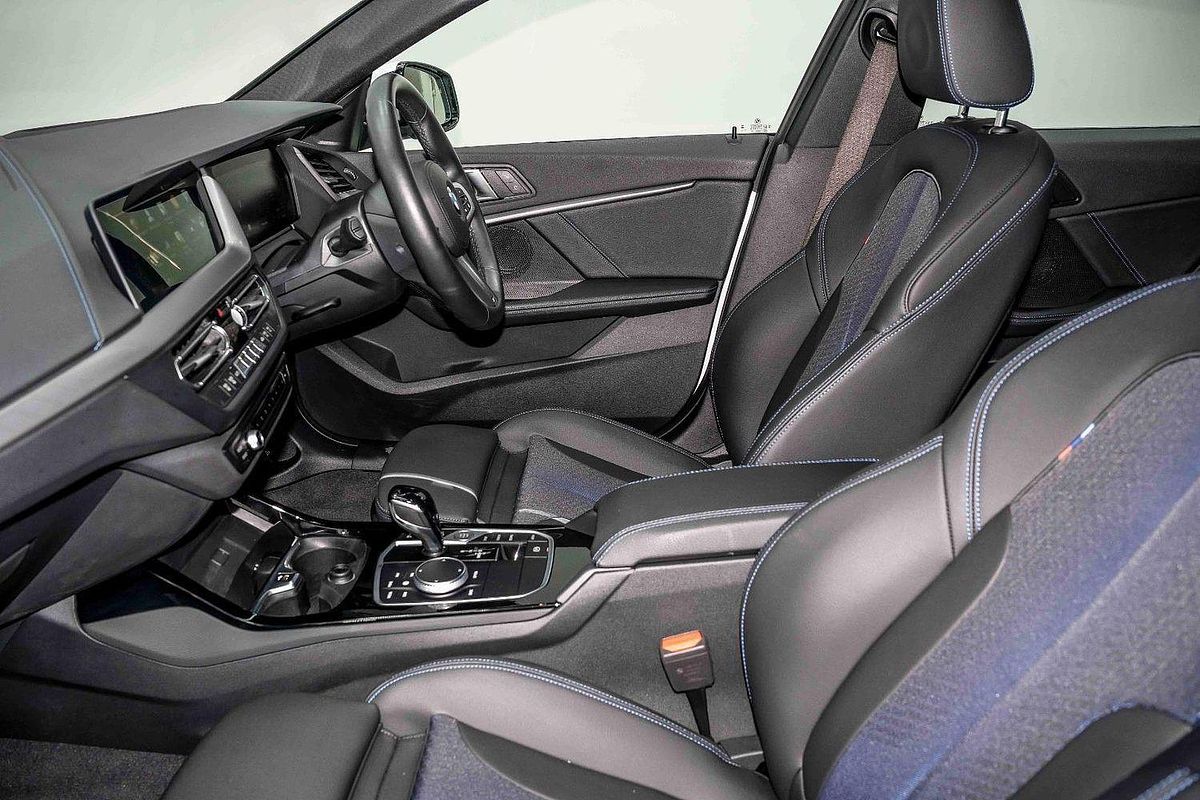 2023 BMW 2 Series 218i M Sport F44