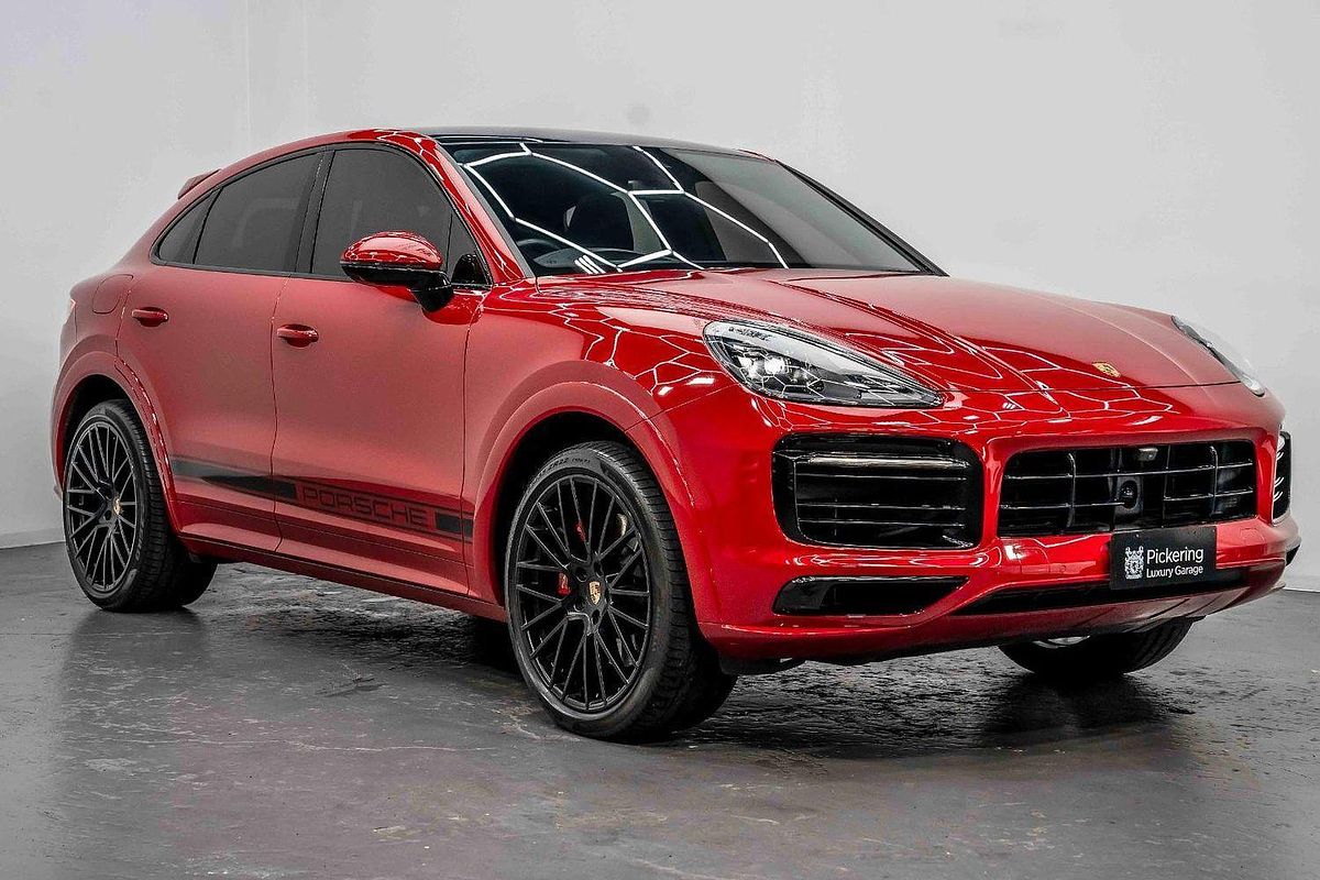 2022 Porsche Cayenne GTS 9YB