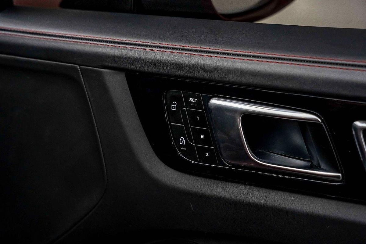 2022 Porsche Cayenne GTS 9YB