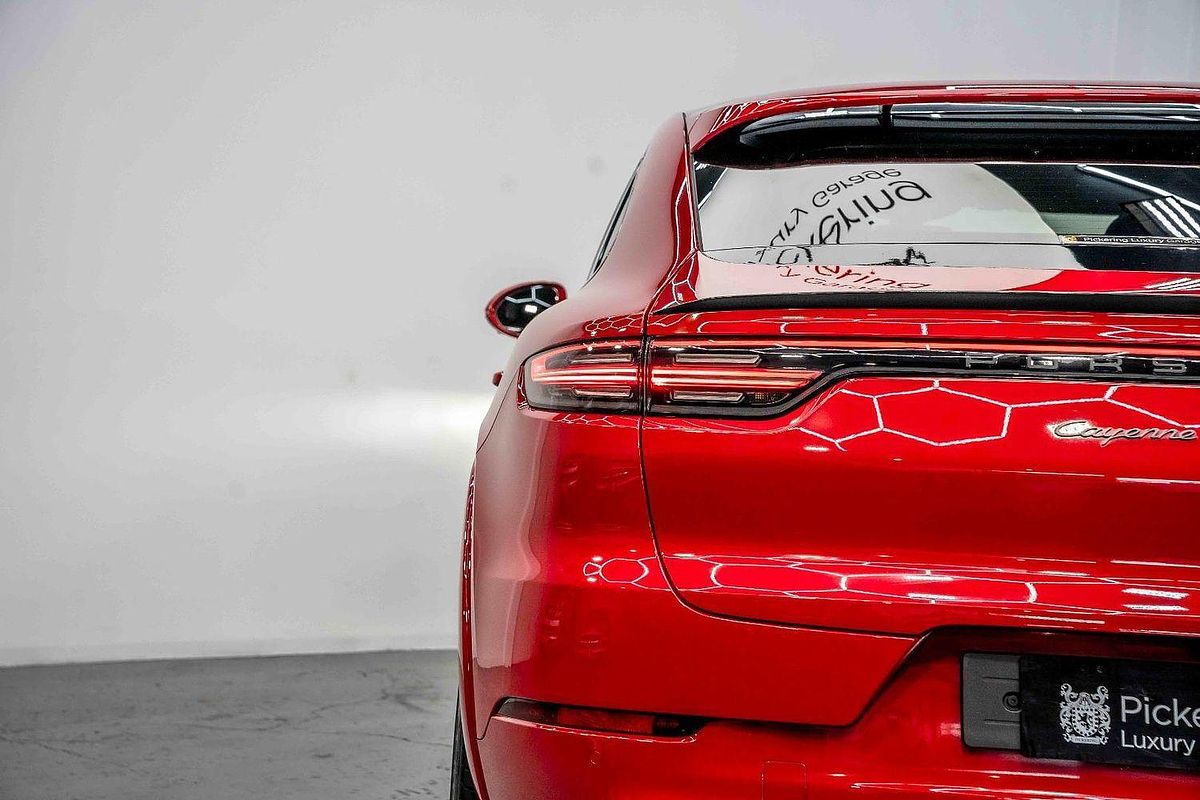 2022 Porsche Cayenne GTS 9YB