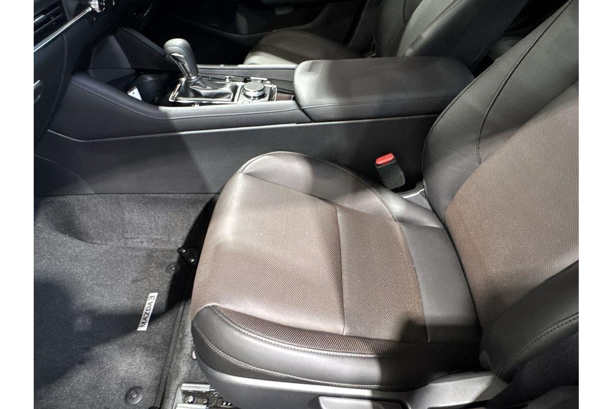 2024 Mazda 3 G20 Touring BP Series