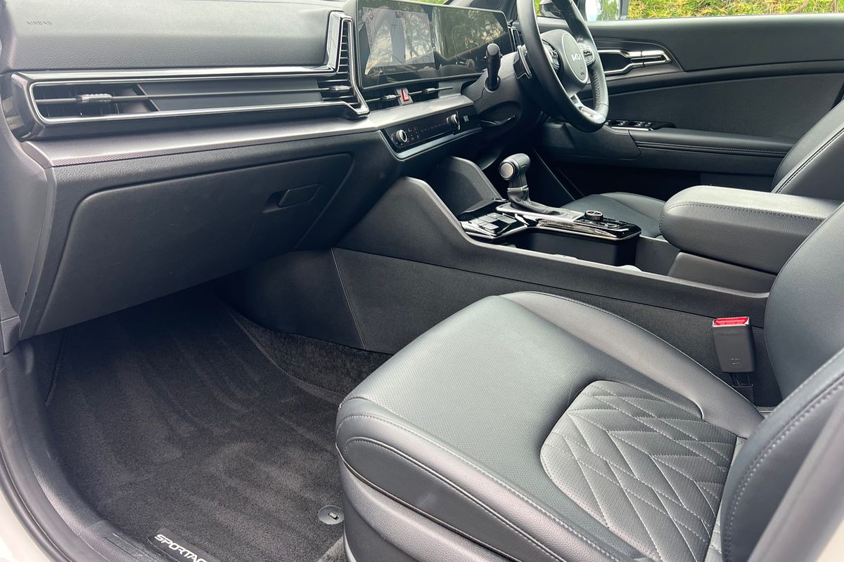 2022 Kia Sportage SX+ NQ5