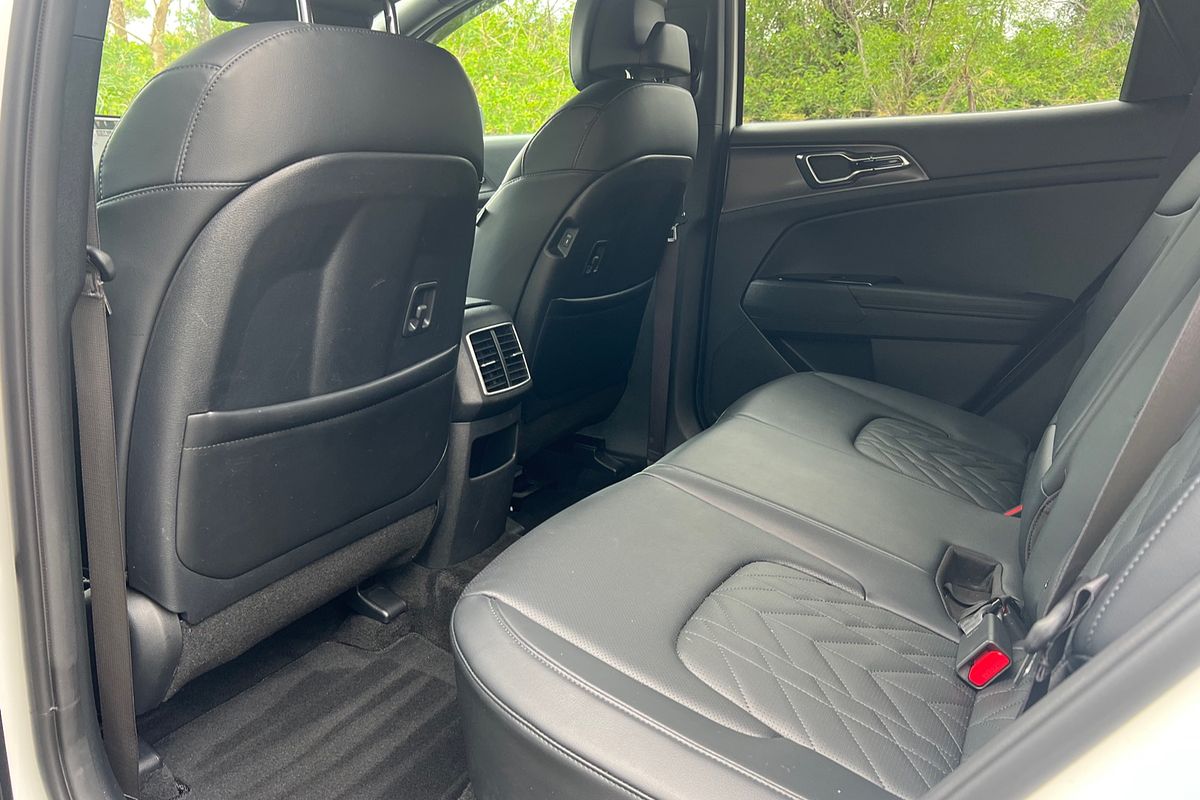 2022 Kia Sportage SX+ NQ5