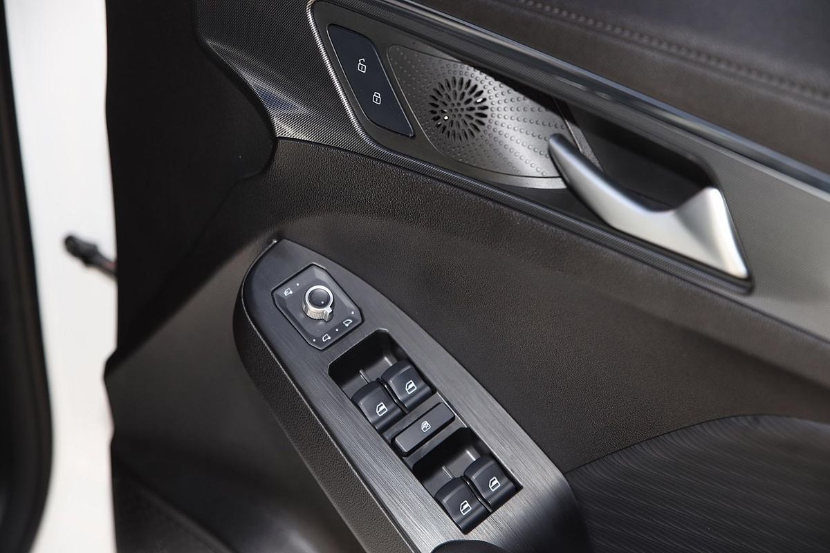 2023 GWM Haval Jolion Lux Hybrid A01