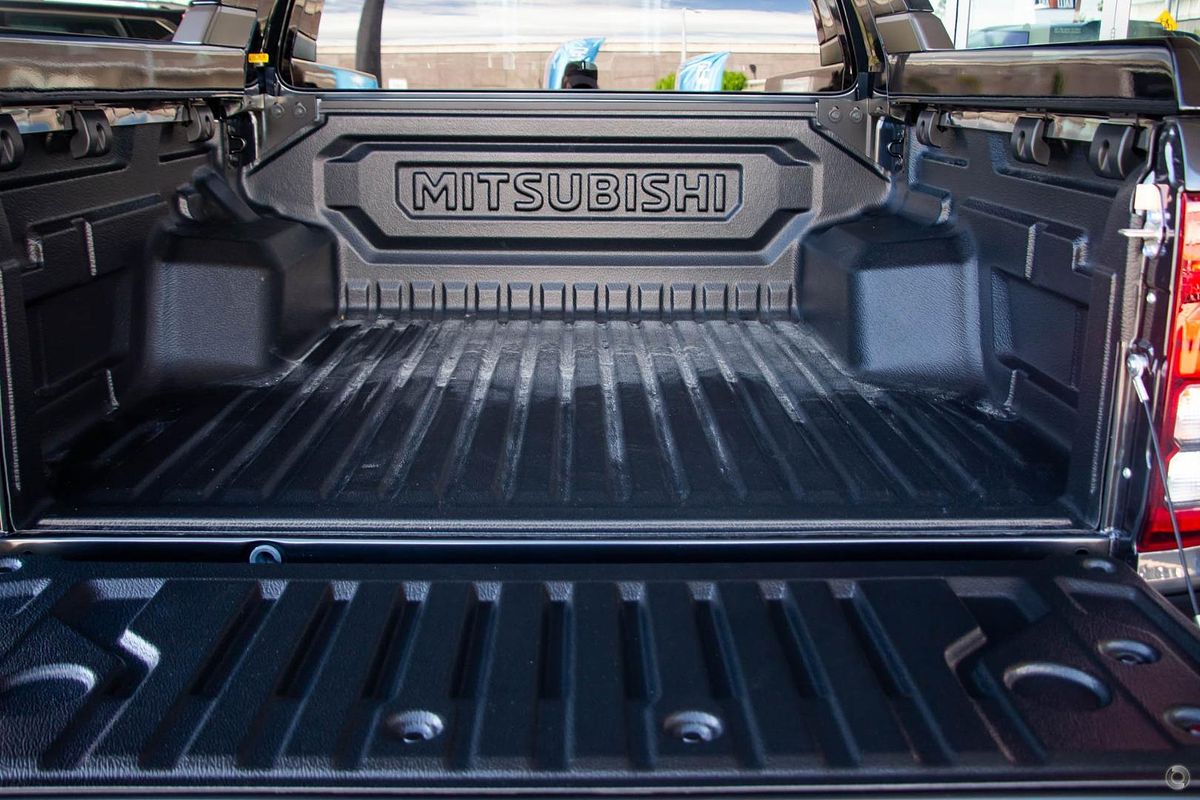 2024 Mitsubishi Triton GSR MV 4X4