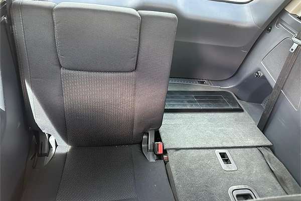 2016 Ford EVEREST AMBIENTE UA