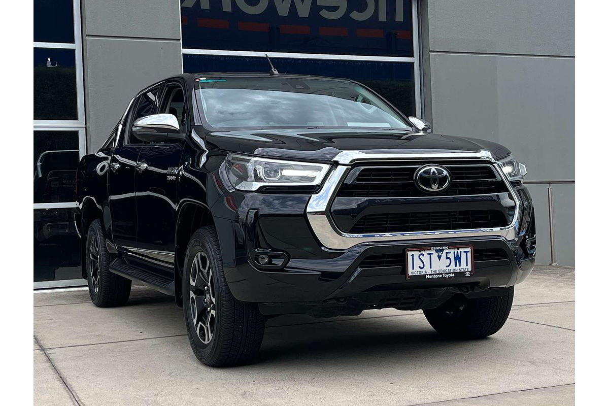 2020 Toyota Hilux SR5 GUN126R 4X4