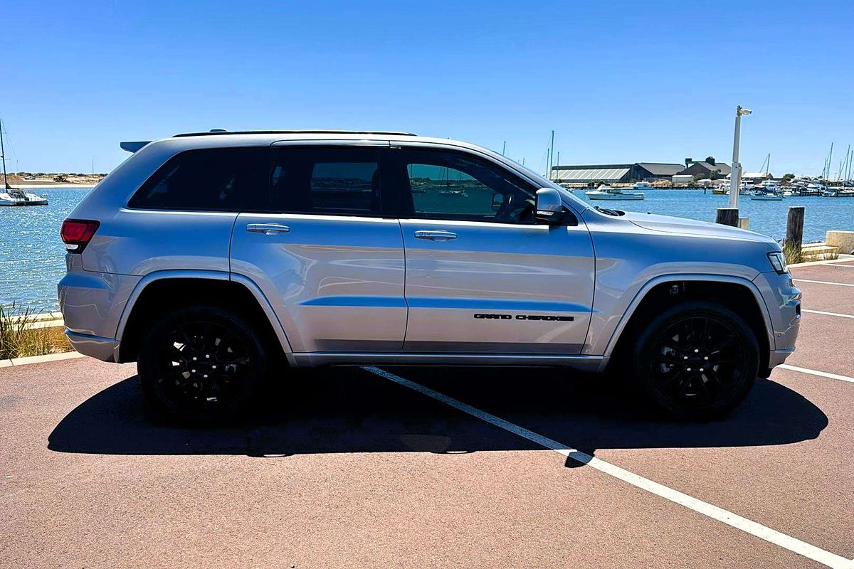 2020 Jeep Grand Cherokee Night Eagle WK