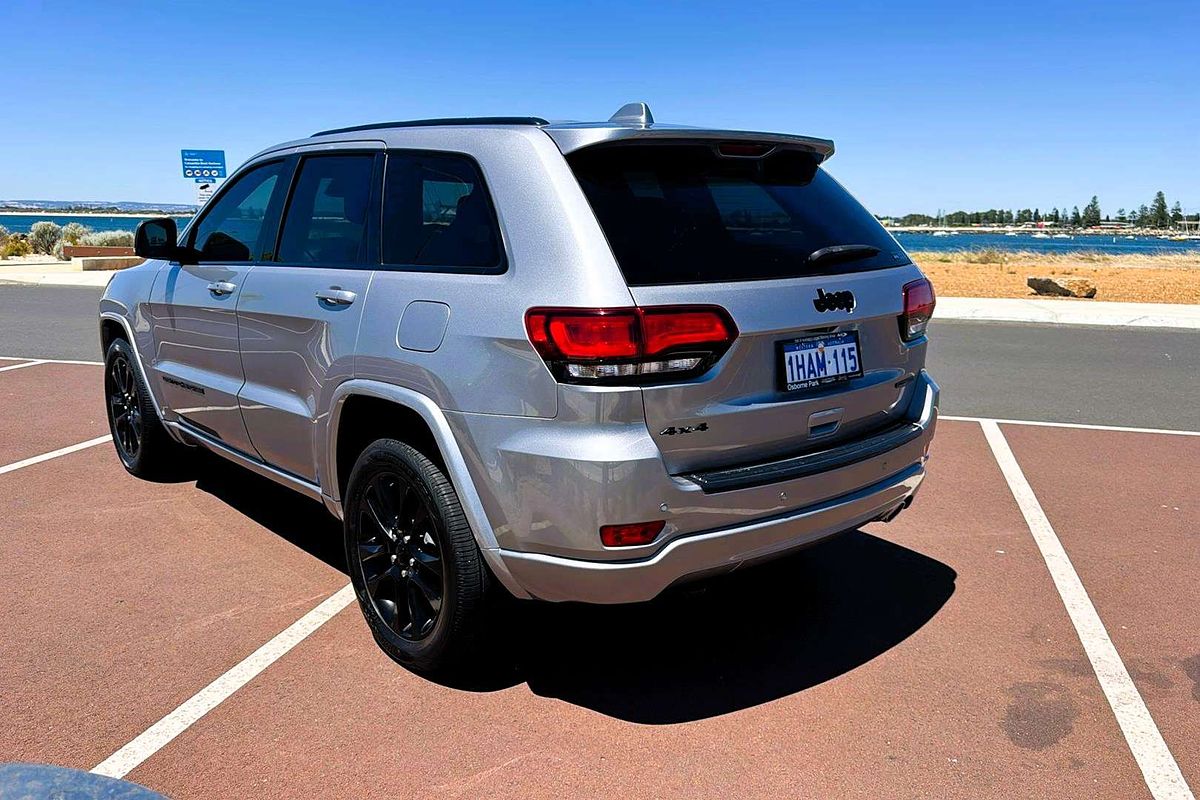 2020 Jeep Grand Cherokee Night Eagle WK