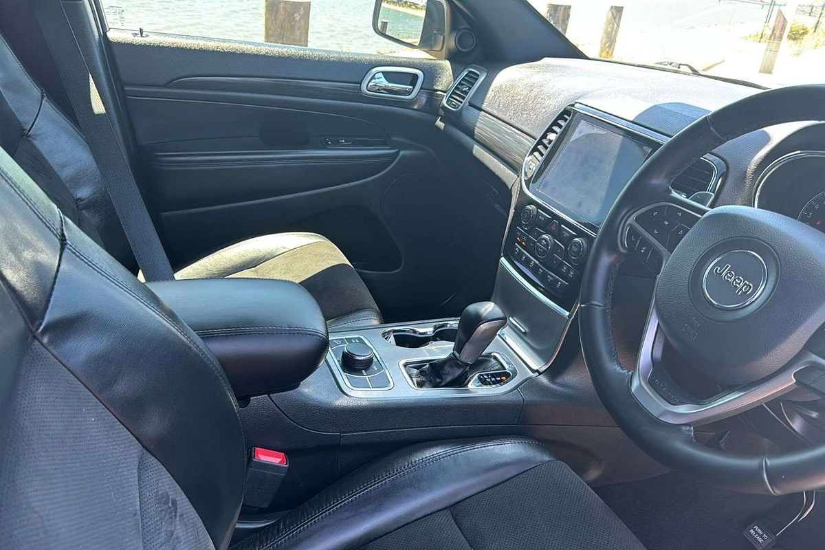 2020 Jeep Grand Cherokee Night Eagle WK