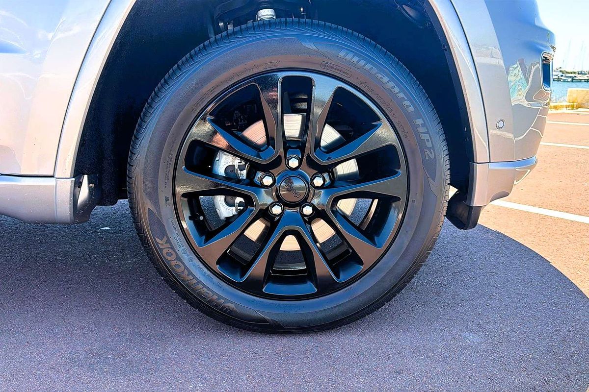 2020 Jeep Grand Cherokee Night Eagle WK