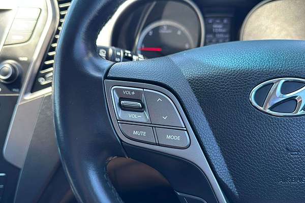 2015 Hyundai Santa Fe Active DM3 Series II