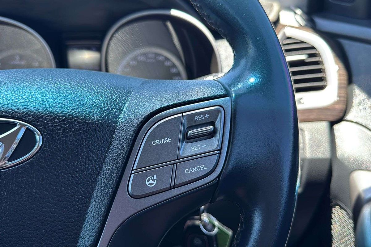 2015 Hyundai Santa Fe Active DM3 Series II