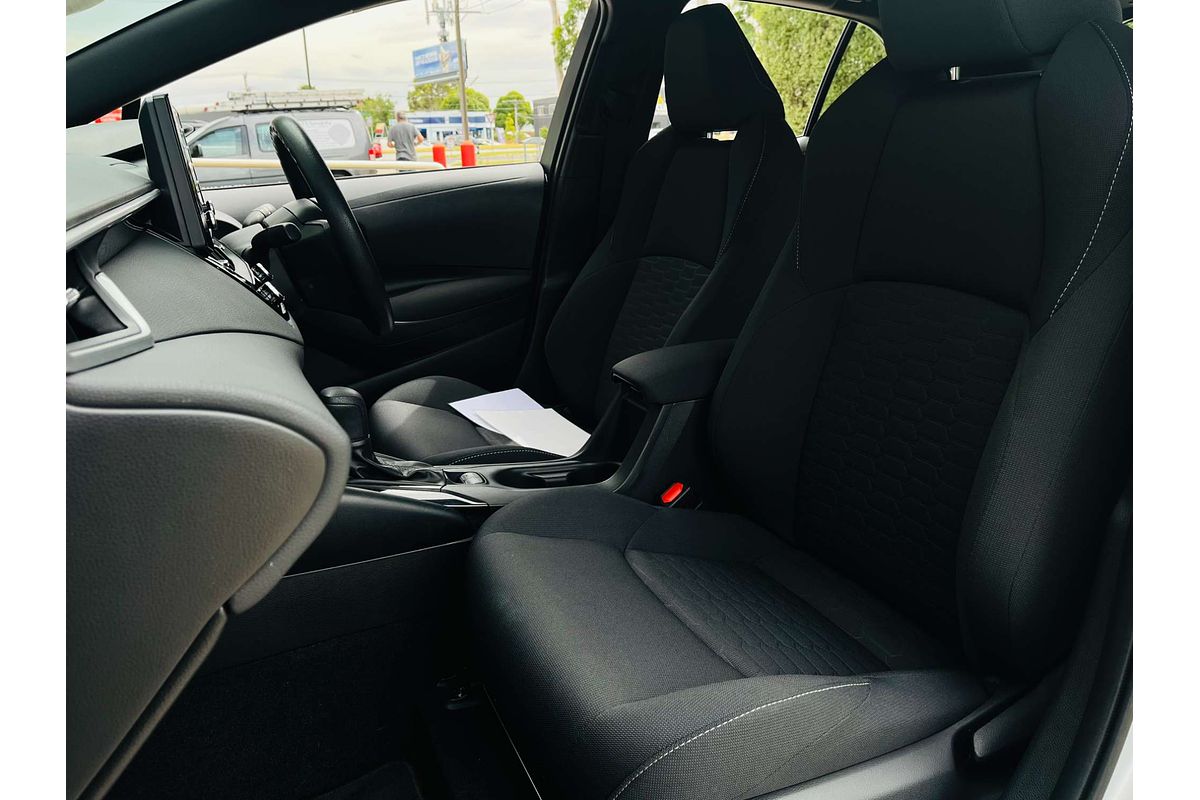 2022 Toyota Corolla Ascent Sport Hybrid ZWE219R