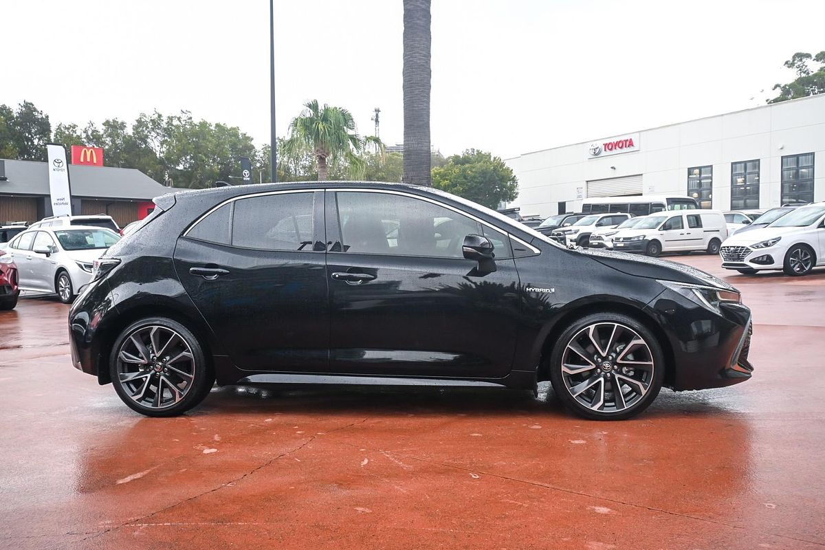 2022 Toyota Corolla ZR Hybrid ZWE211R
