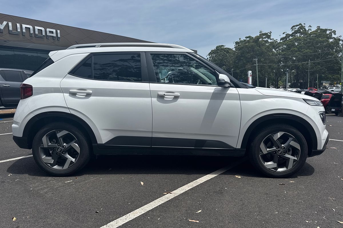 2023 Hyundai Venue Elite QX.V5