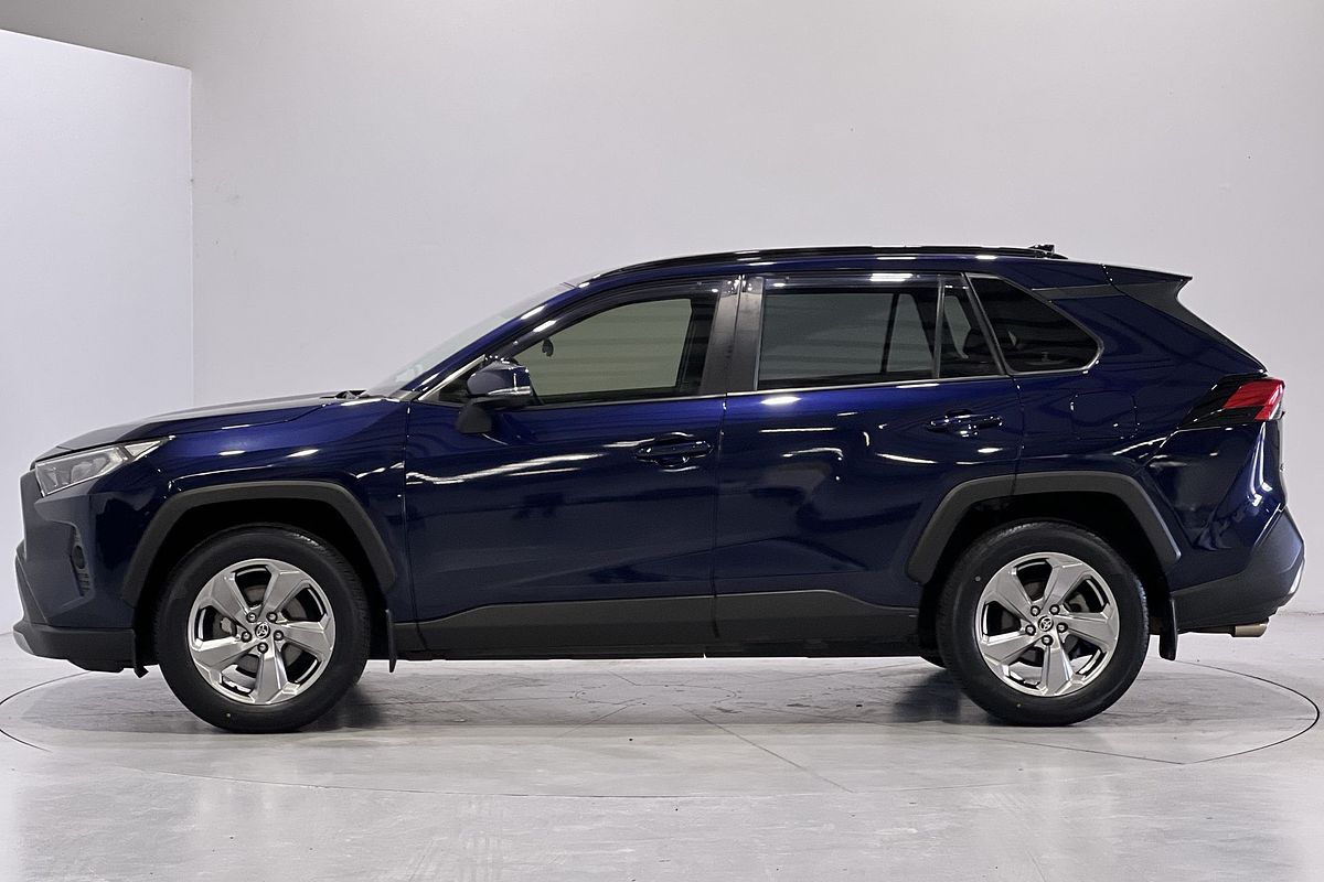 2020 Toyota RAV4 GXL MXAA52R