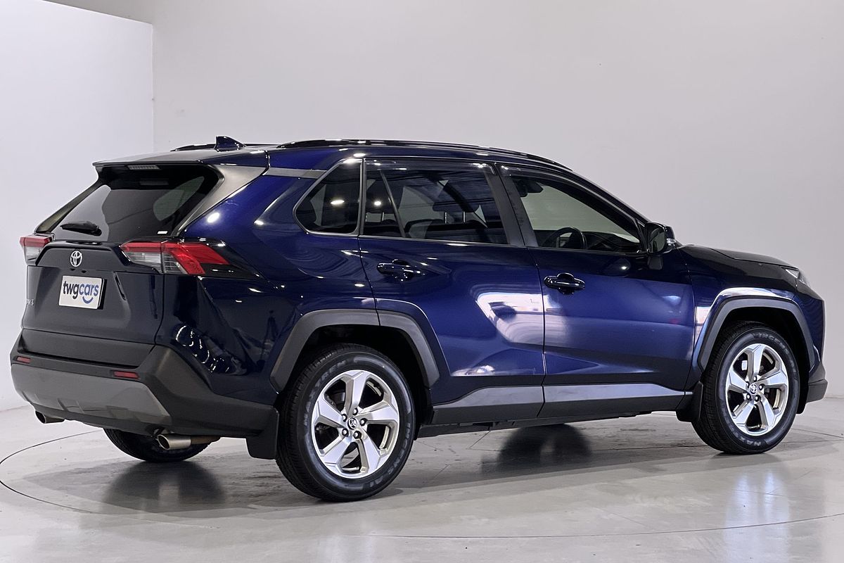 2020 Toyota RAV4 GXL MXAA52R