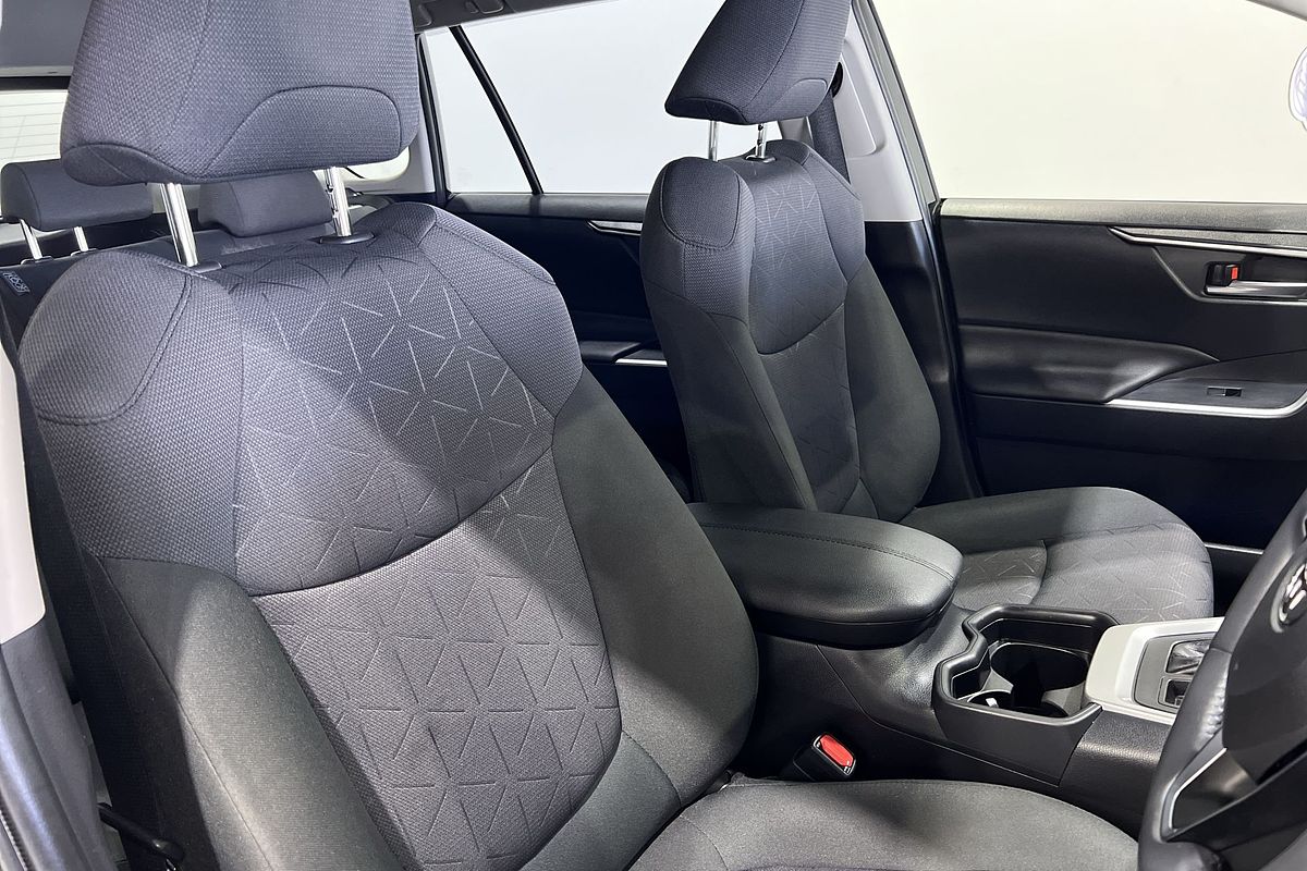 2020 Toyota RAV4 GXL MXAA52R