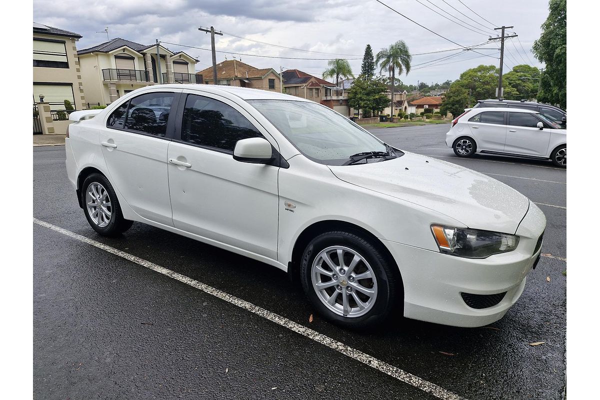 2011 Mitsubishi Lancer SX CJ