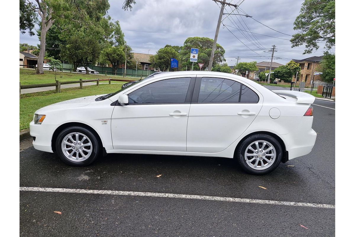 2011 Mitsubishi Lancer SX CJ