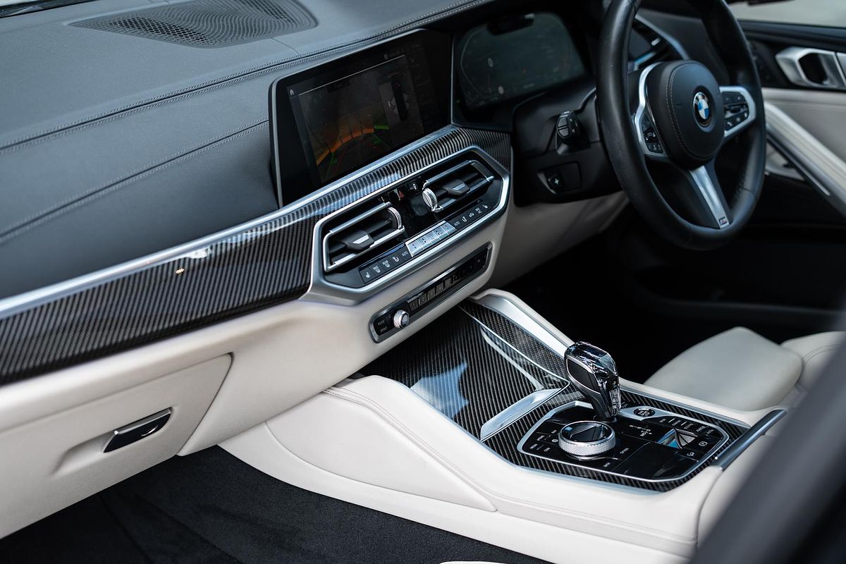 2020 BMW X6 xDrive30d M Sport G06