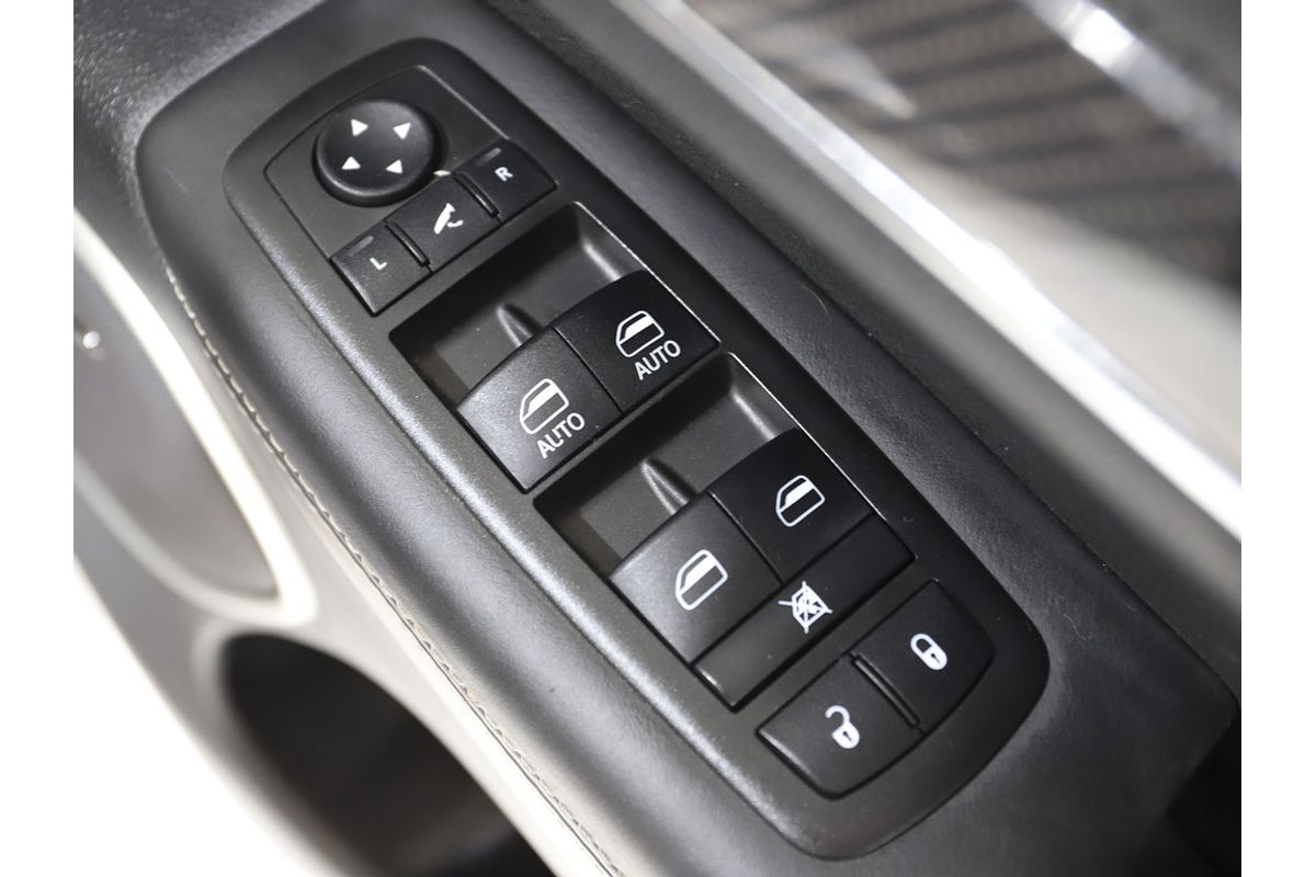 2015 Jeep GRAND CHEROKEE SRT 8 (4x4) 8 SP AUTOMATIC 4D WAGON V8 
