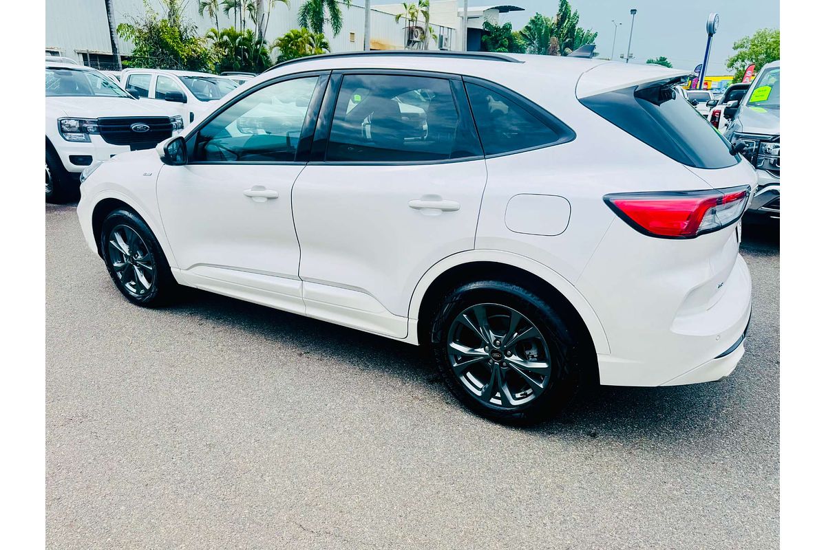 2023 Ford Escape ST-Line ZH