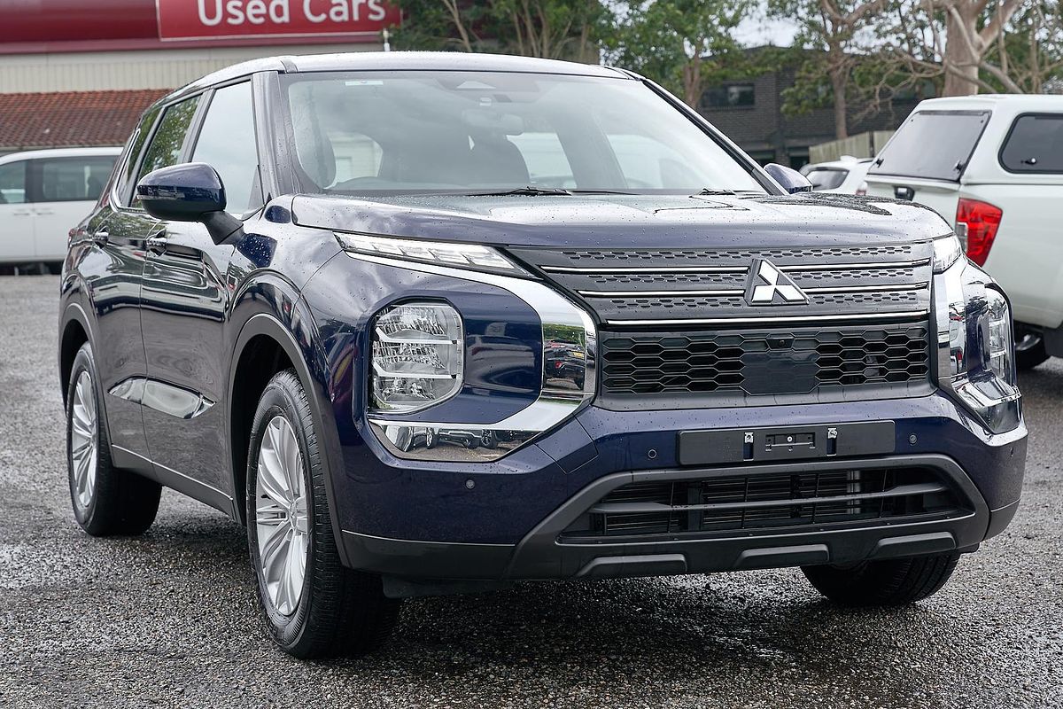 2024 Mitsubishi Outlander ES ZM