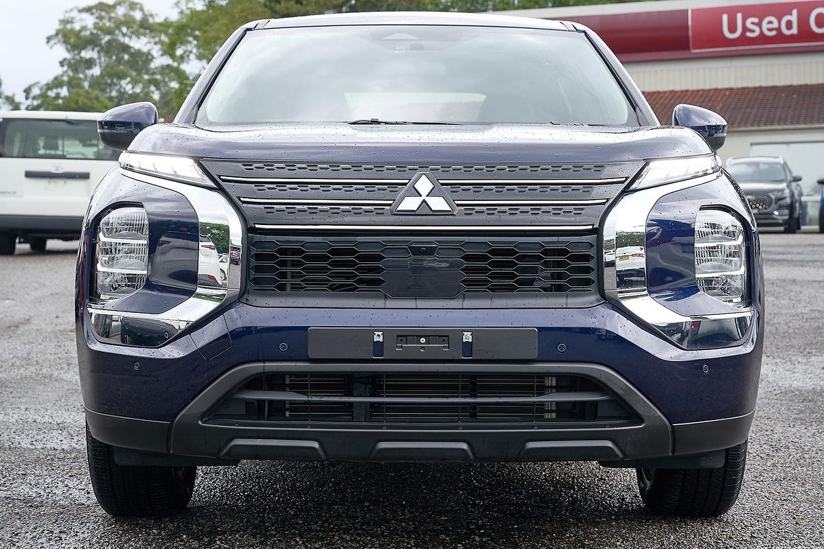 2024 Mitsubishi Outlander ES ZM