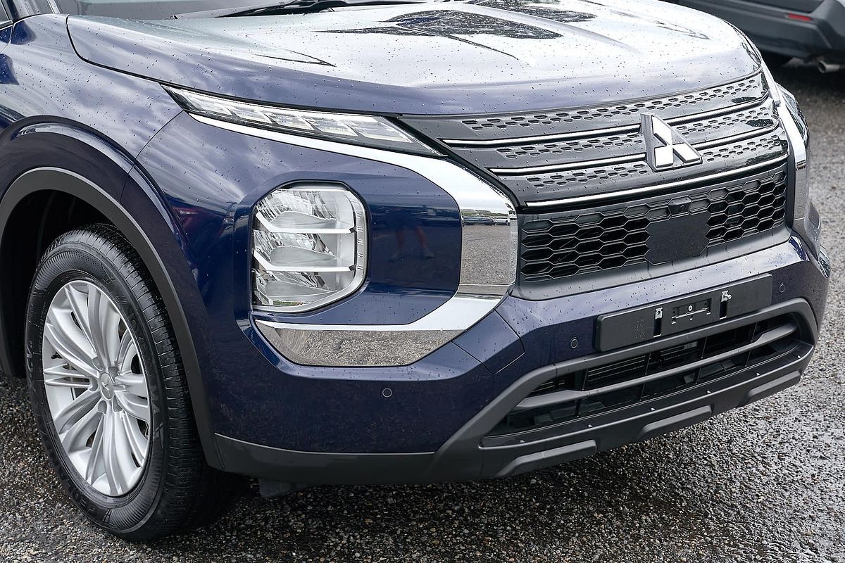 2024 Mitsubishi Outlander ES ZM