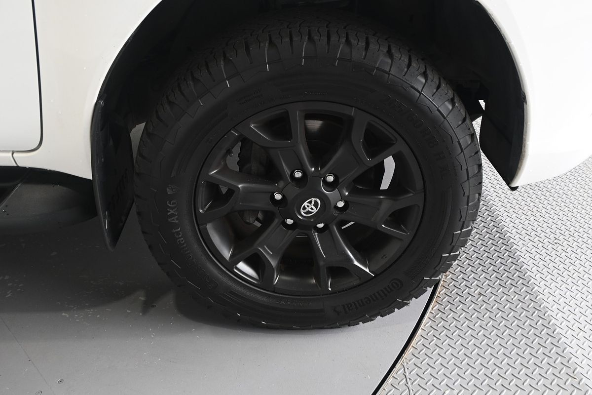 2016 Toyota Hilux SR5 GUN126R 4X4