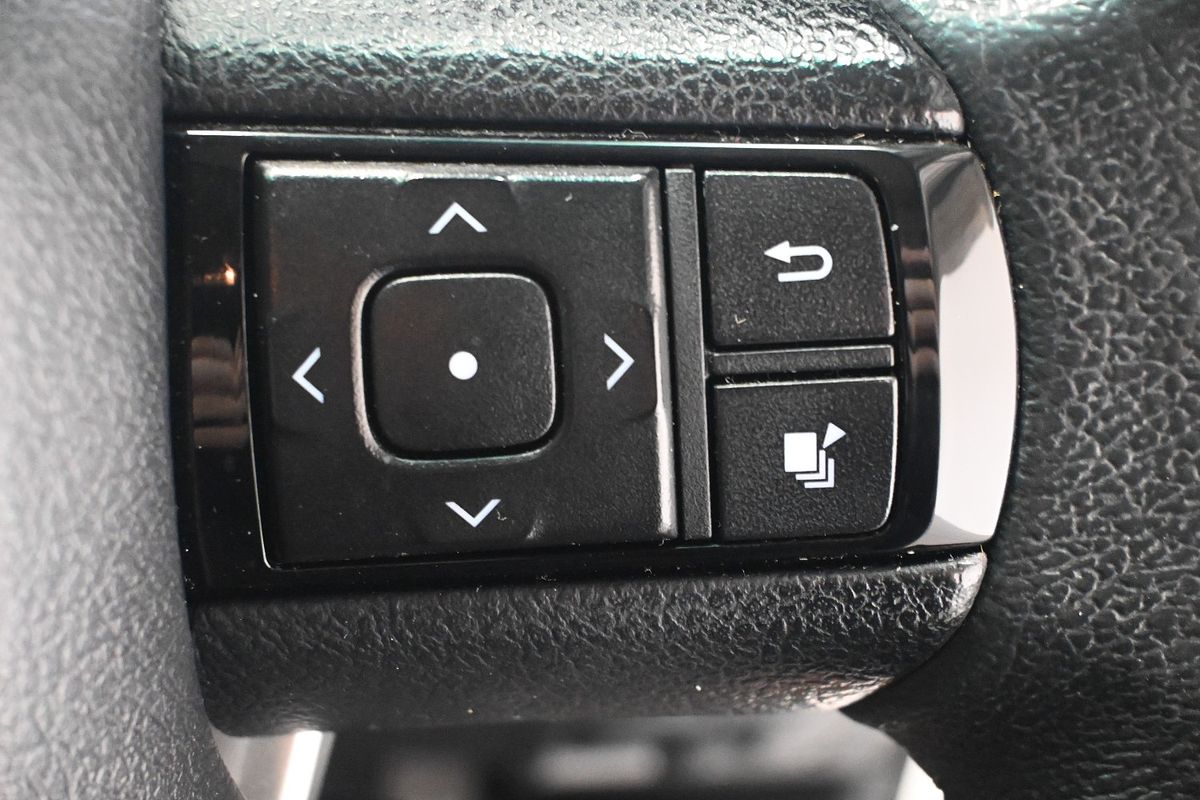 2016 Toyota Hilux SR5 GUN126R 4X4
