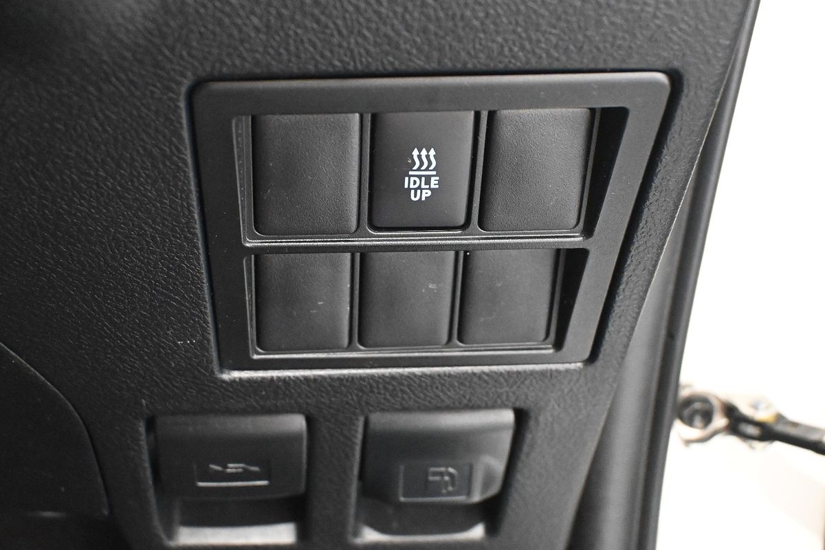 2016 Toyota Hilux SR5 GUN126R 4X4