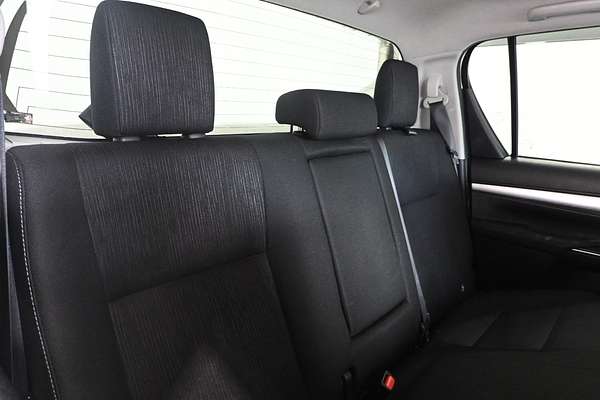 2016 Toyota Hilux SR5 GUN126R 4X4