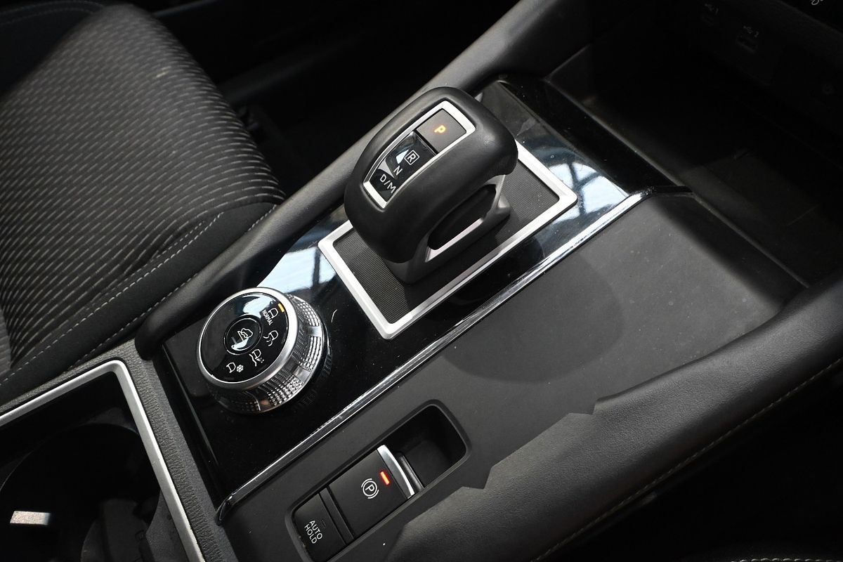 2021 Mitsubishi Outlander zl ZL2M46