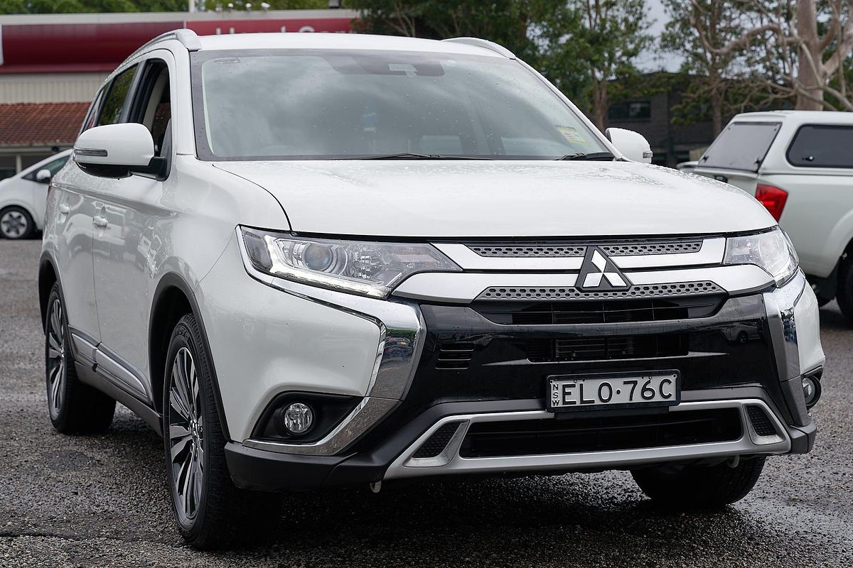 2020 Mitsubishi Outlander LS ZL