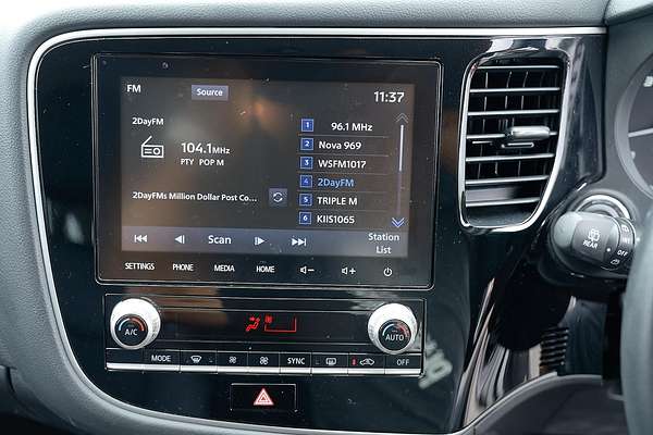 2020 Mitsubishi Outlander LS ZL