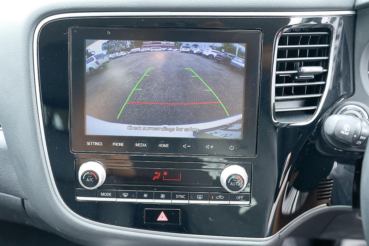 2020 Mitsubishi Outlander LS ZL