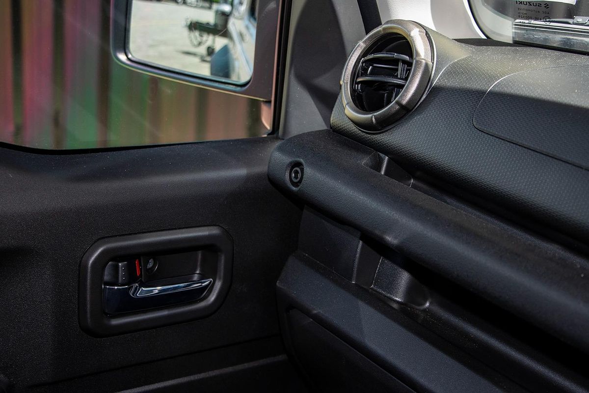 2024 Suzuki Jimny GLX GJ