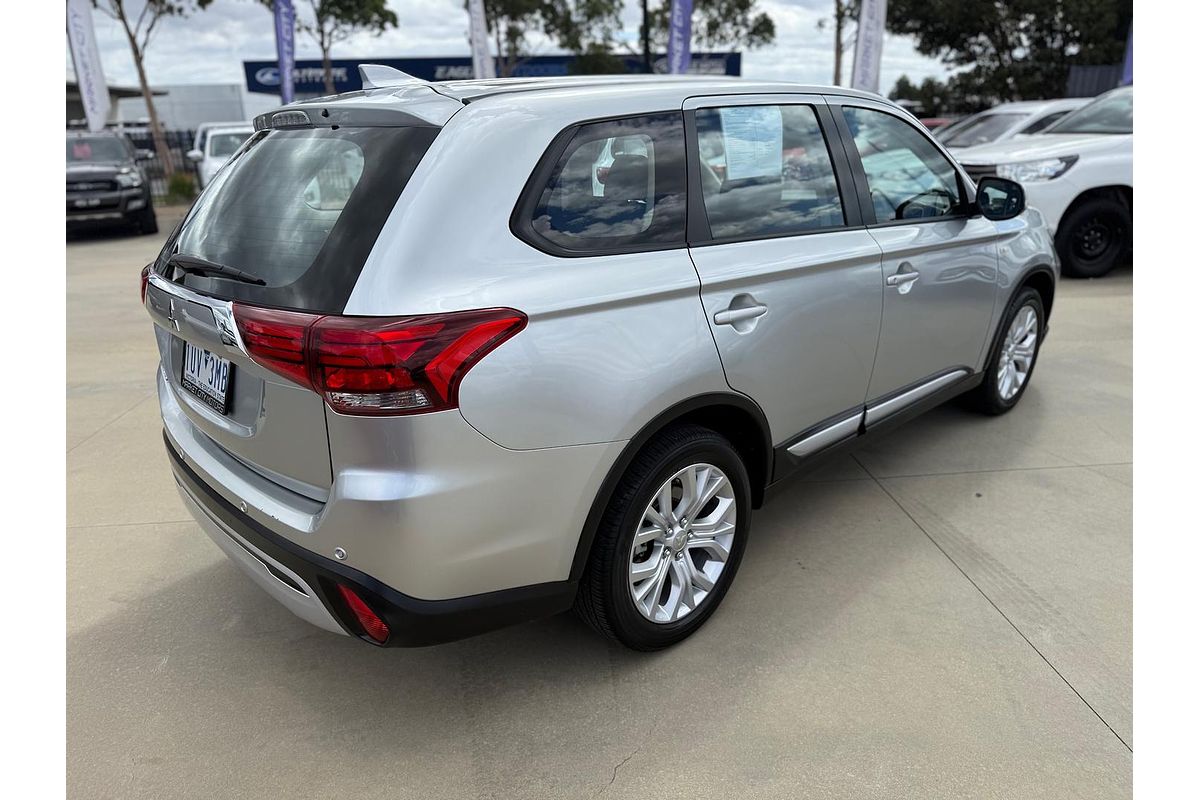 2021 Mitsubishi Outlander ES ZL