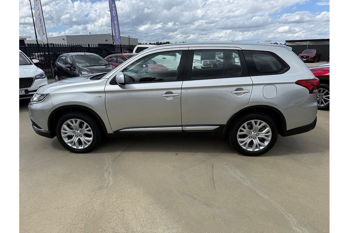2021 Mitsubishi Outlander ES ZL