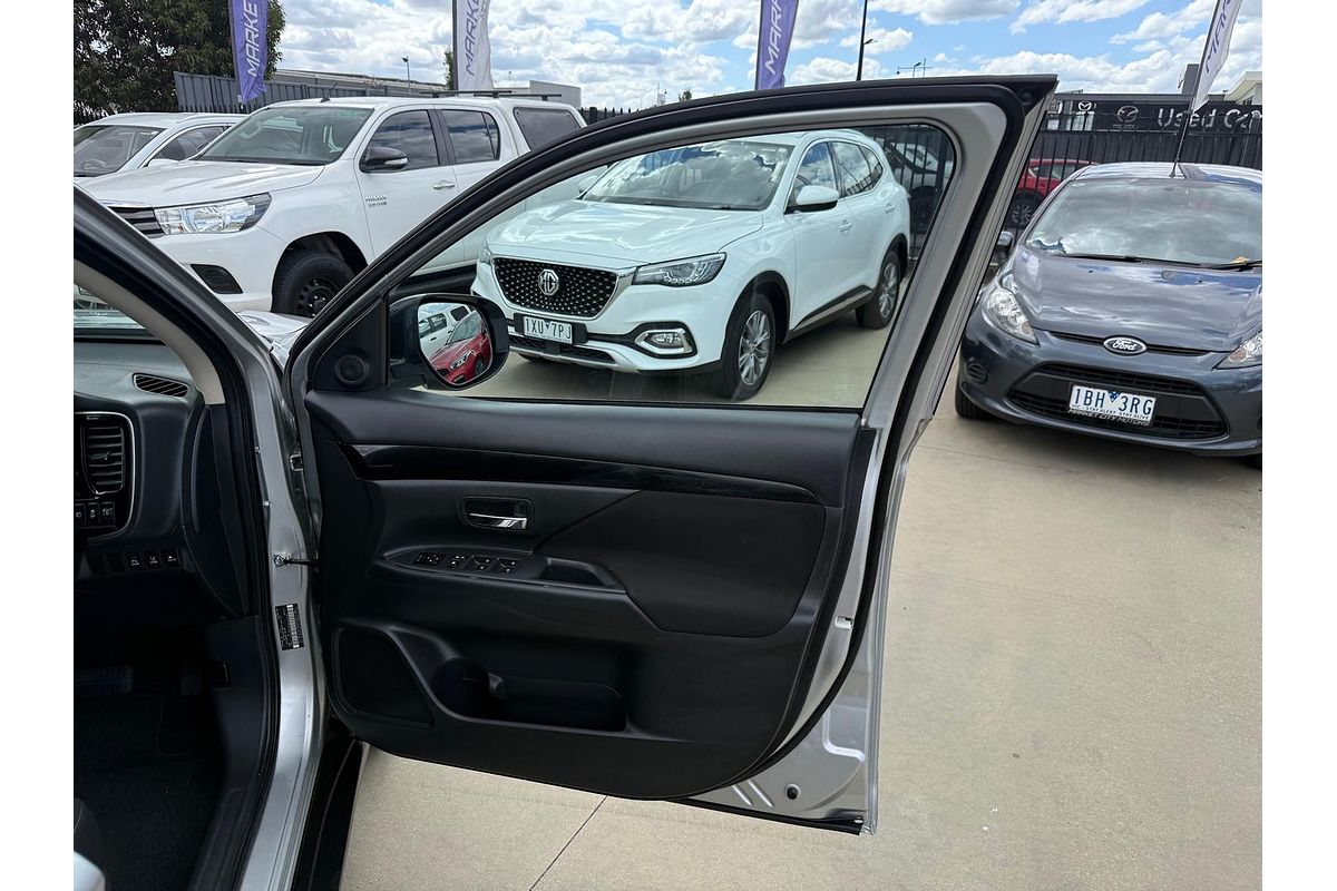 2021 Mitsubishi Outlander ES ZL