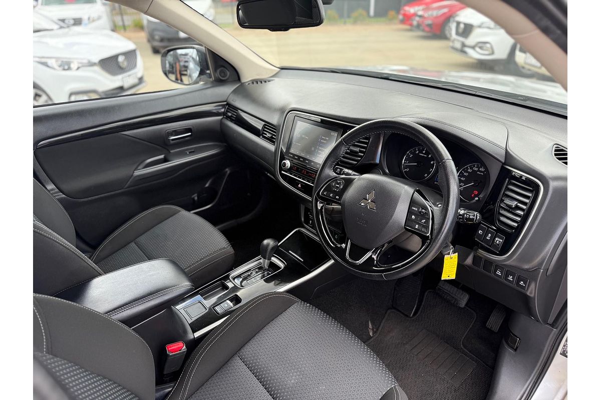 2021 Mitsubishi Outlander ES ZL