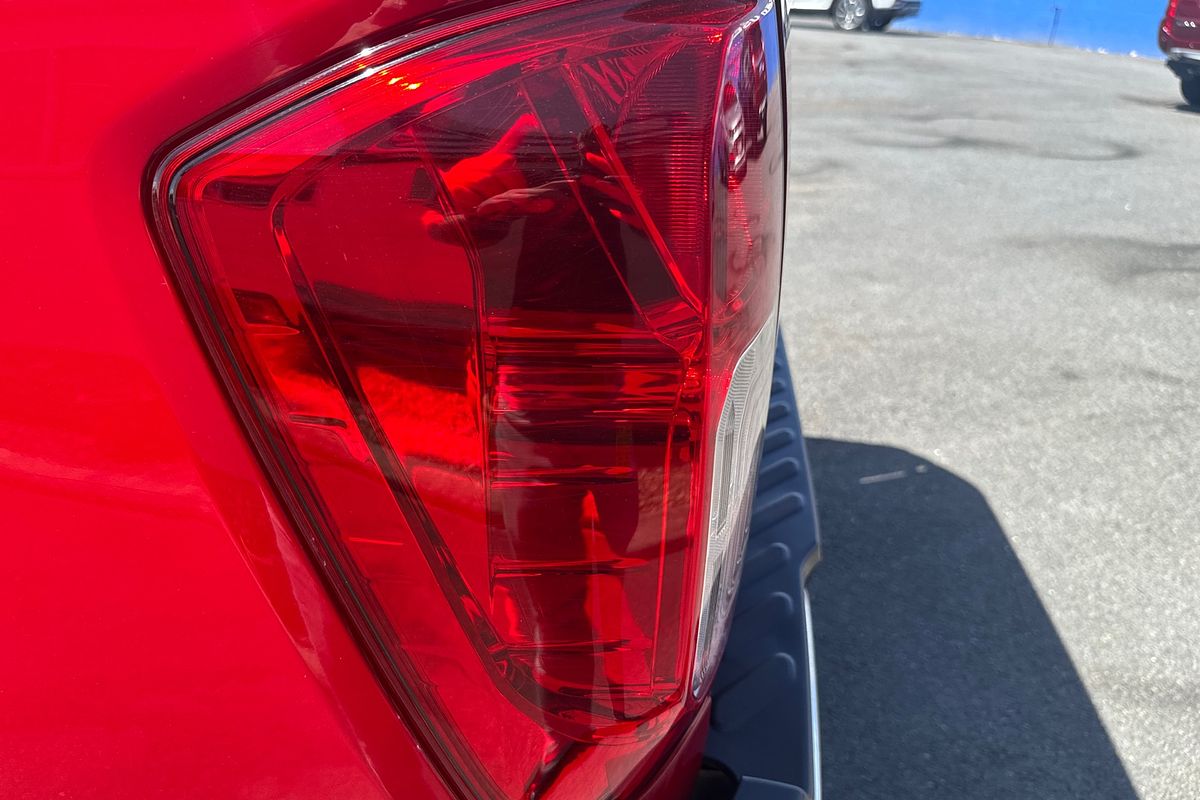 2020 Nissan Navara ST D23 Series 4 4X4