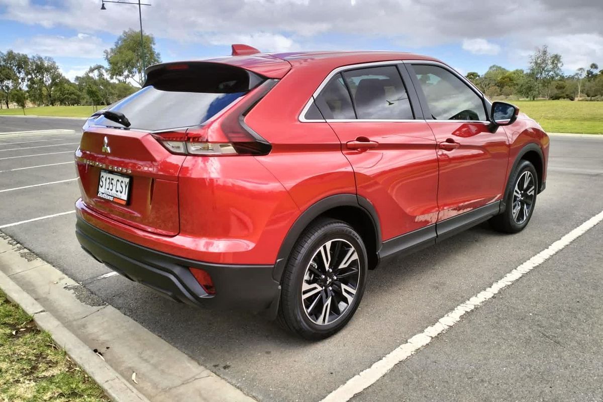 2022 Mitsubishi Eclipse Cross ES YB