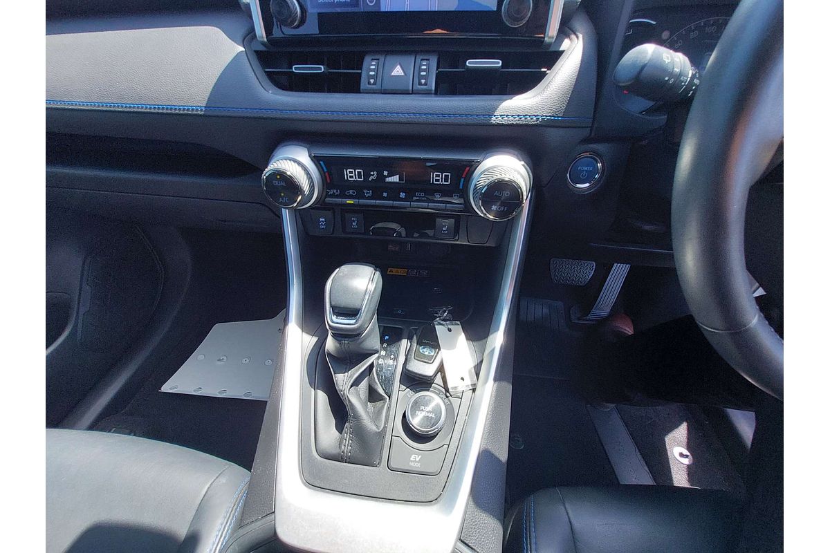 2022 Toyota RAV4 XSE AXAH54R
