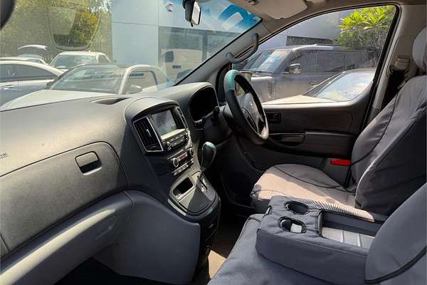 2017 Hyundai iLoad TQ3-V Series II