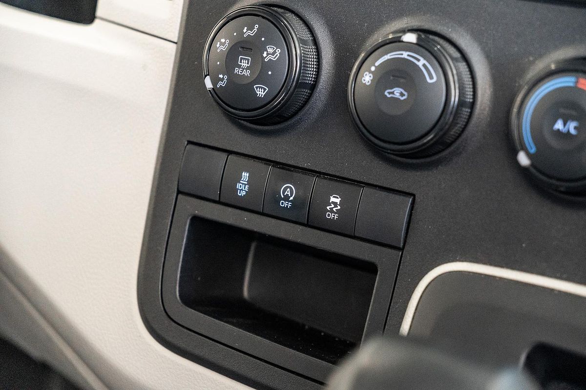 2019 Toyota Hiace GDH320R