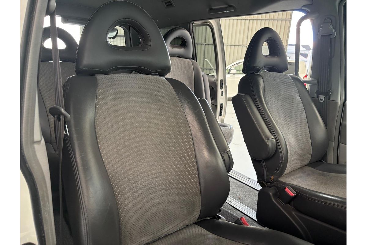 2005 Mitsubishi DELICA SPACE GEAR CHAMONIX 4WD